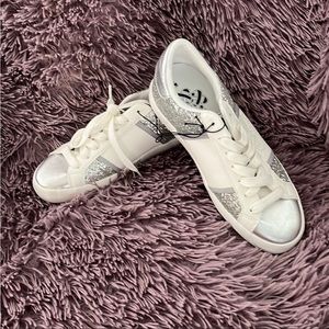 Women shoes